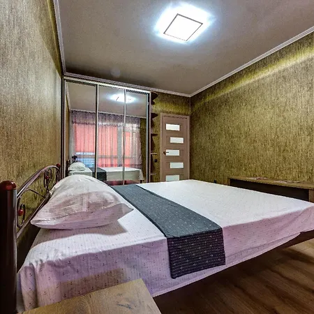 2-кімнатні поруч з національним цирком україни Apartment *