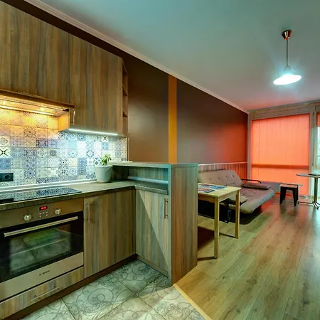 2-кімнатні поруч з національним цирком україни Apartment *